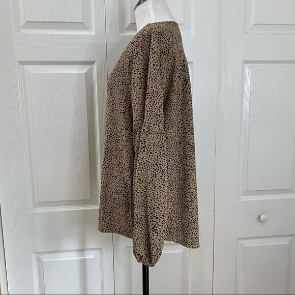 Shein Leopard Bishop Sleeve V-neck Blouse - Picture 9 of 14